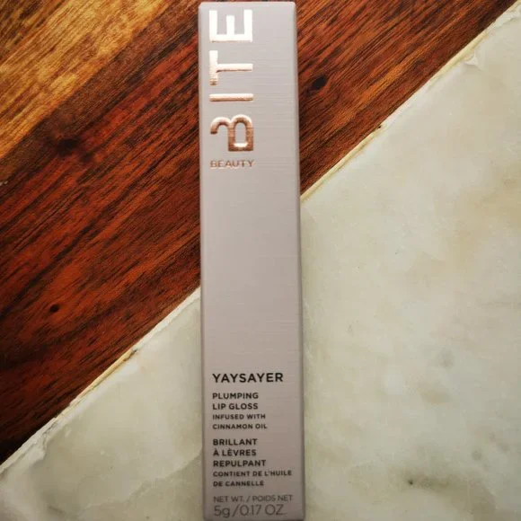 Makeup Bundle - Picture 2 of 11